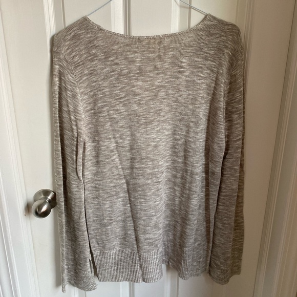 Miami Heathered Grey Criss Cross Flowy Split Hem Sweater Top - Picture 4 of 6